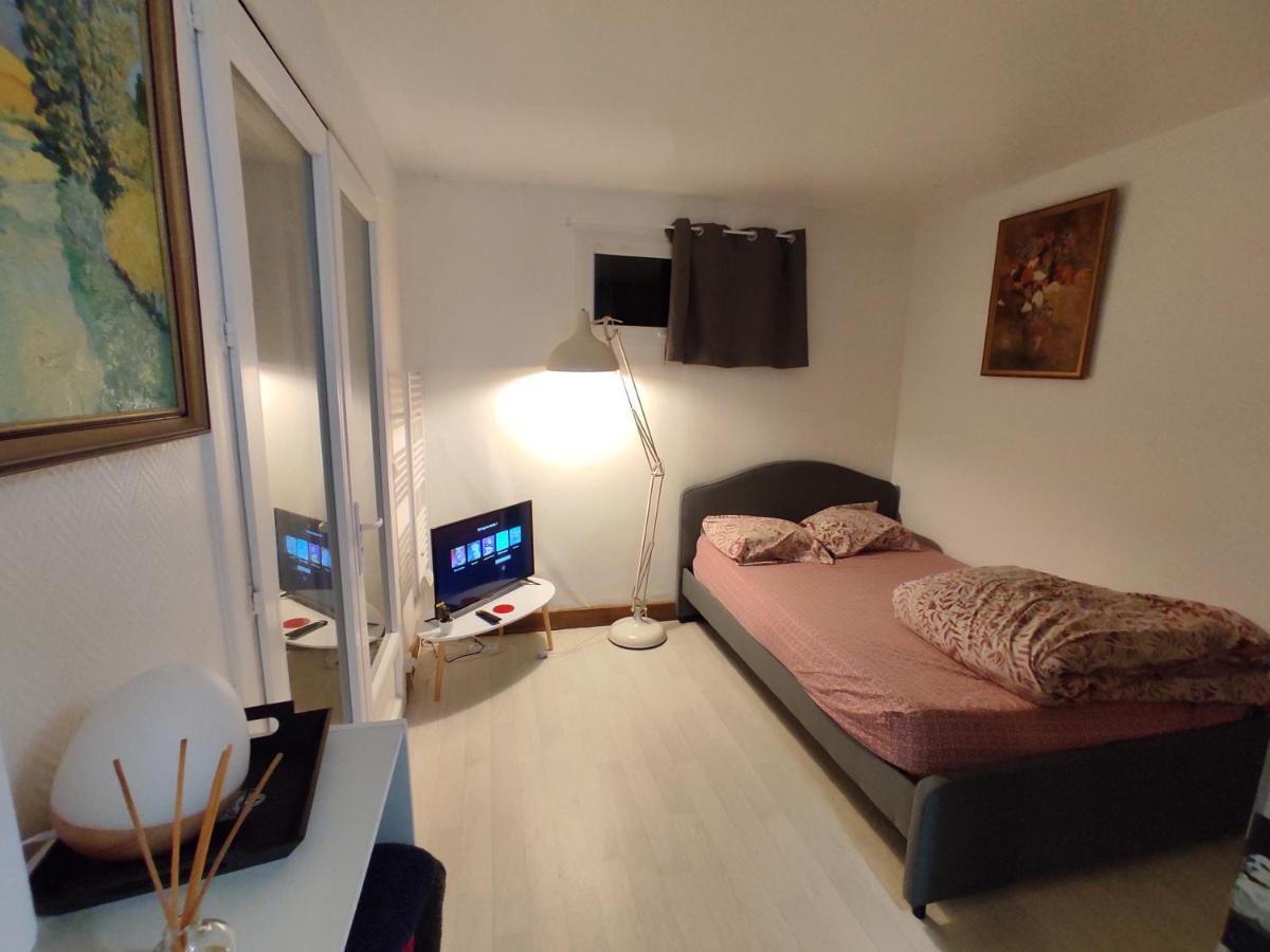 Mérignac Studio Marjorie Indep. Dans Maison Particuliere מראה חיצוני תמונה